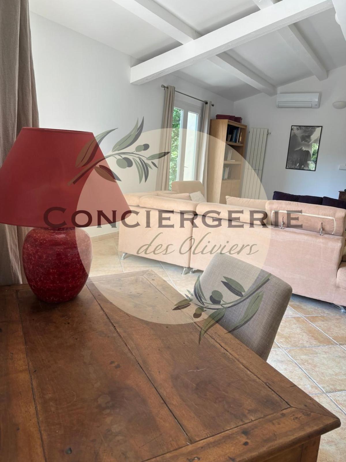 Villa Avec Piscine Belgentier Eksteriør billede